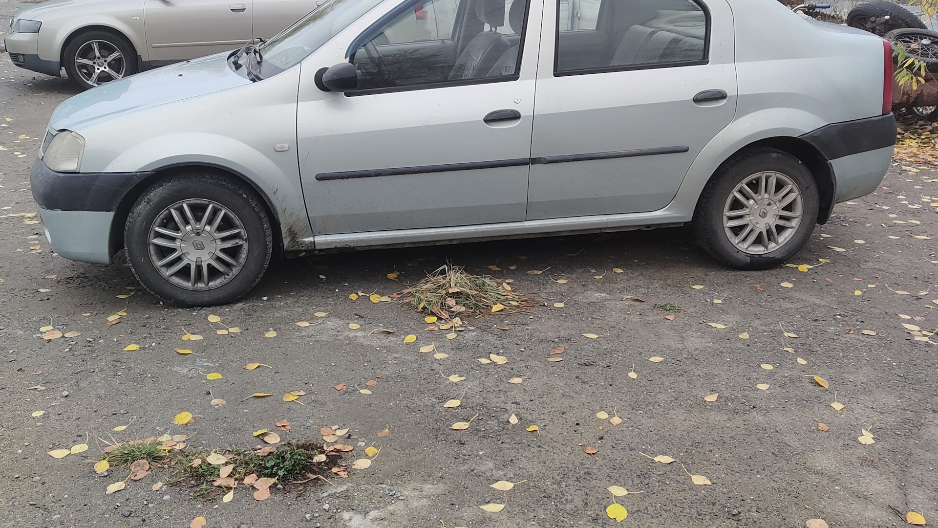 Renault Logan (1G) 1.6 бензиновый 2006 | SR на DRIVE2