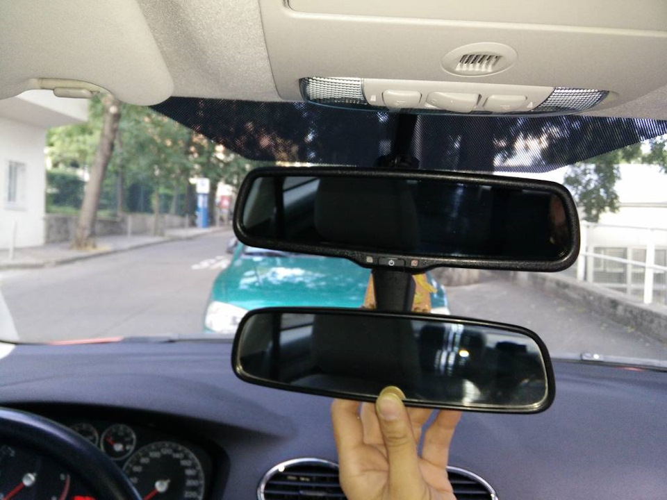 ford focus rear view mirror