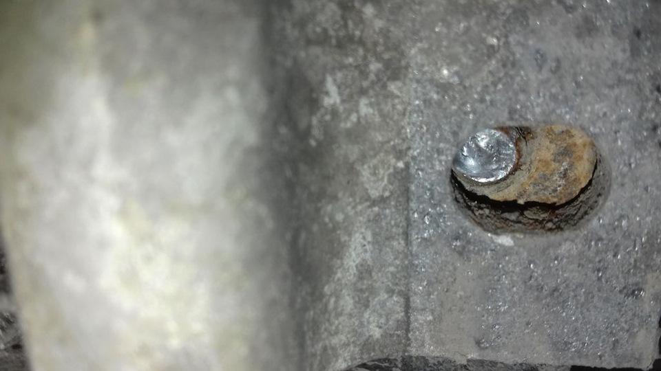 Фото в бортжурнале KIA Sorento (1G)