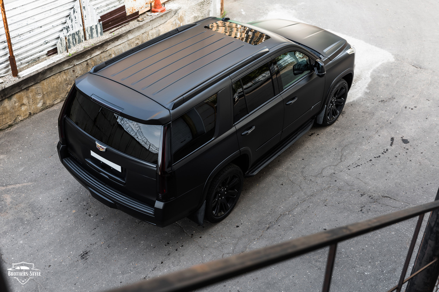 Cadillac Escalade Black антихром