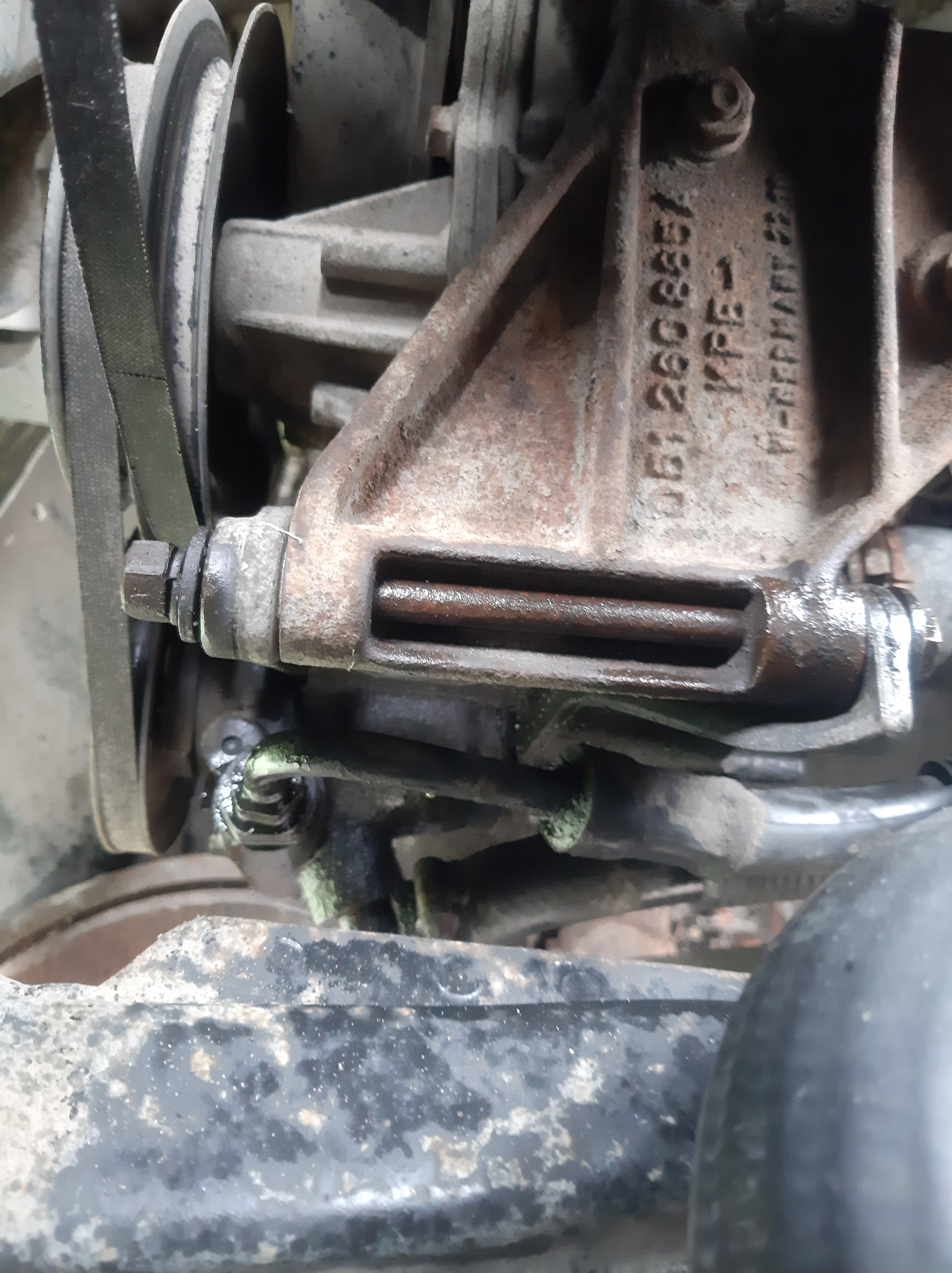 Ремень гура фольксваген т4 1. Размер ремня гур пассат б3. Ремень гур гольф 3 1. Размер ремня гур пассат б3. Ремень генератора пассат б3 1.