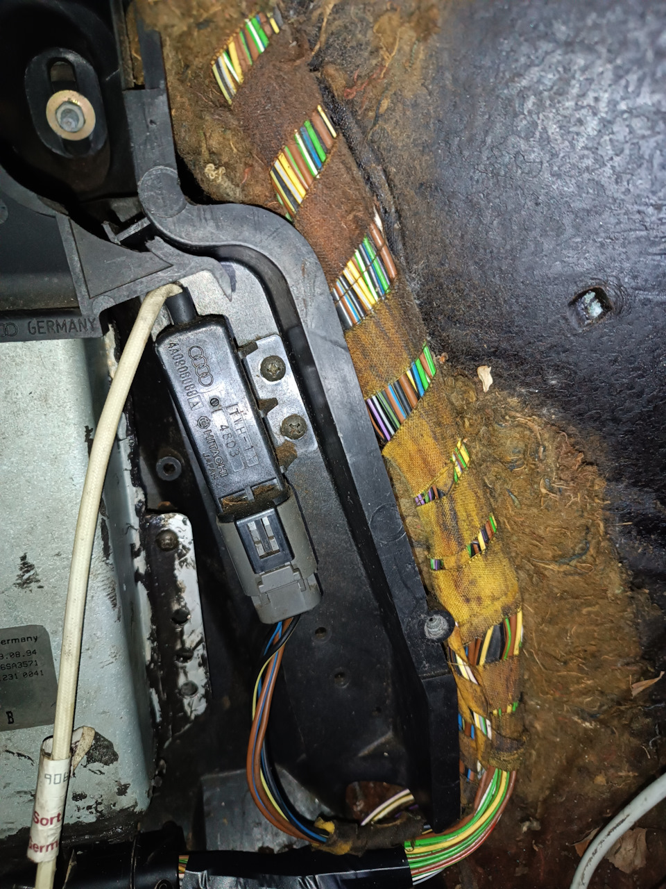 Фото в бортжурнале Audi S6 (C4)