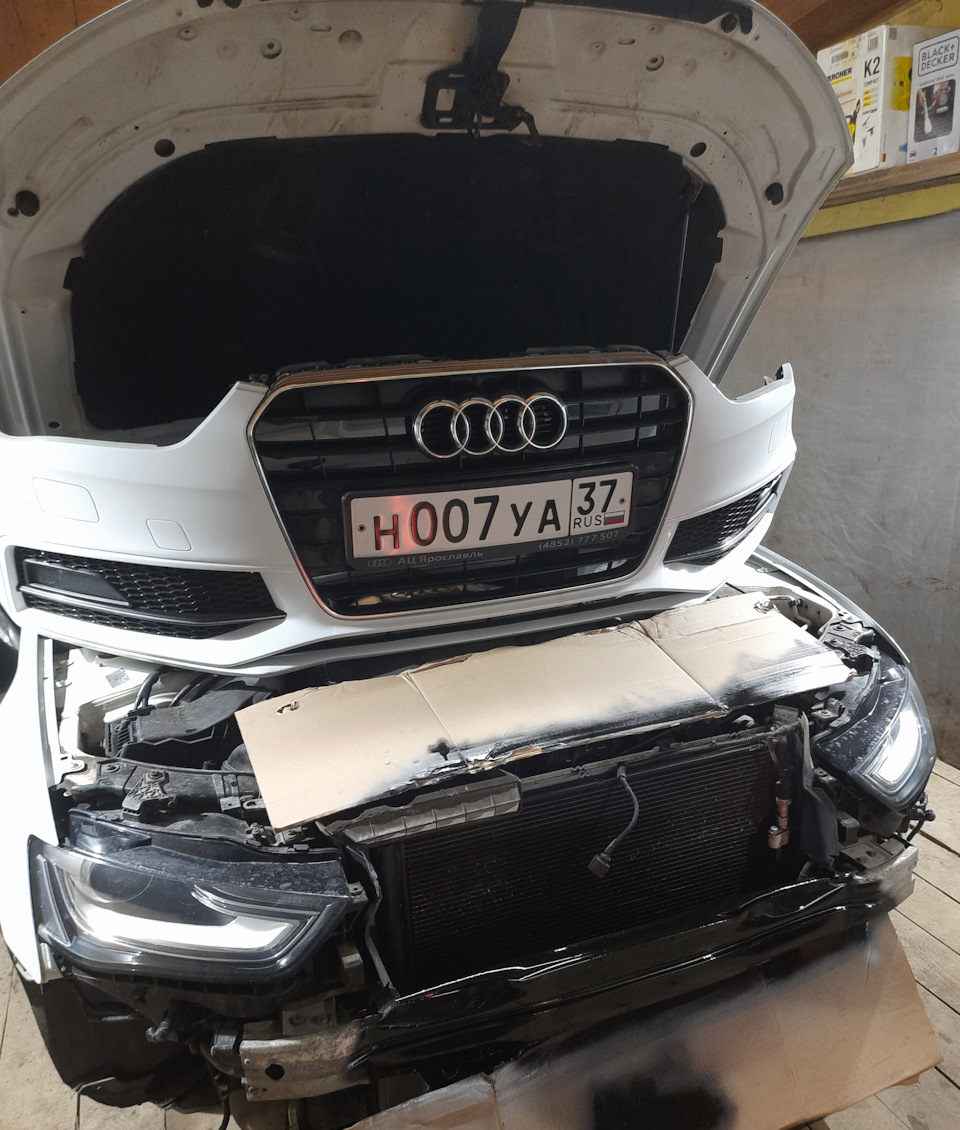 11. Передняя решетка соты — Audi A4 (B8), 1,8 л, 2013 года | тюнинг ...
