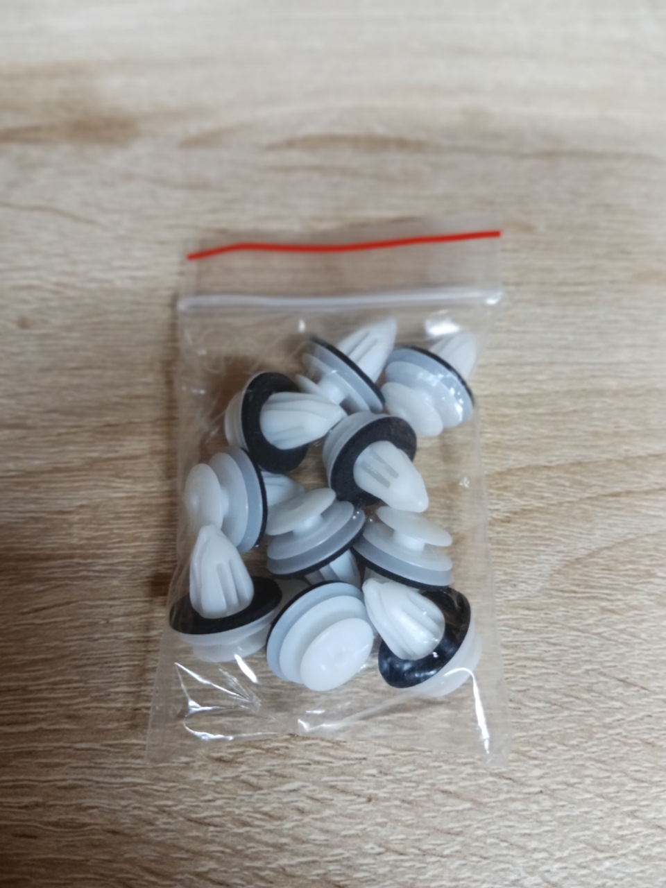 Клипсы на всякий пожарный — Haval Jolion