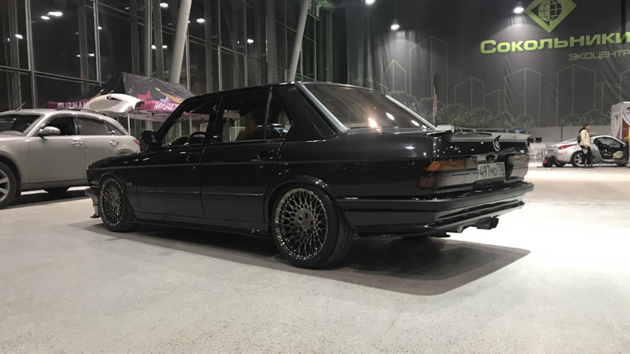 BMW 5 series (E28) 3.0 бензиновый 1982 | Kamei на DRIVE2