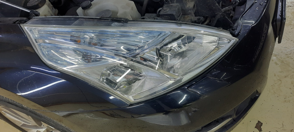 Оклейка фар в бронепленку — Nissan Teana (J32), 2,5 л, 2010 года ...