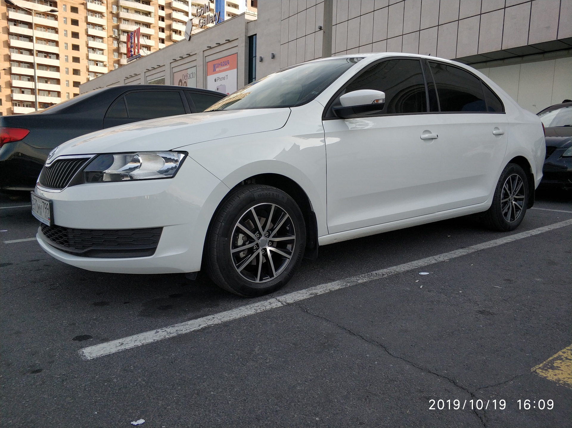 Шкода рапид 2023. Шкода рапид 2019 колеса. Диски монте карло р16 рапид ronal. Шкода рапид 2019 седан. Шкода рапид 2019 колеса.