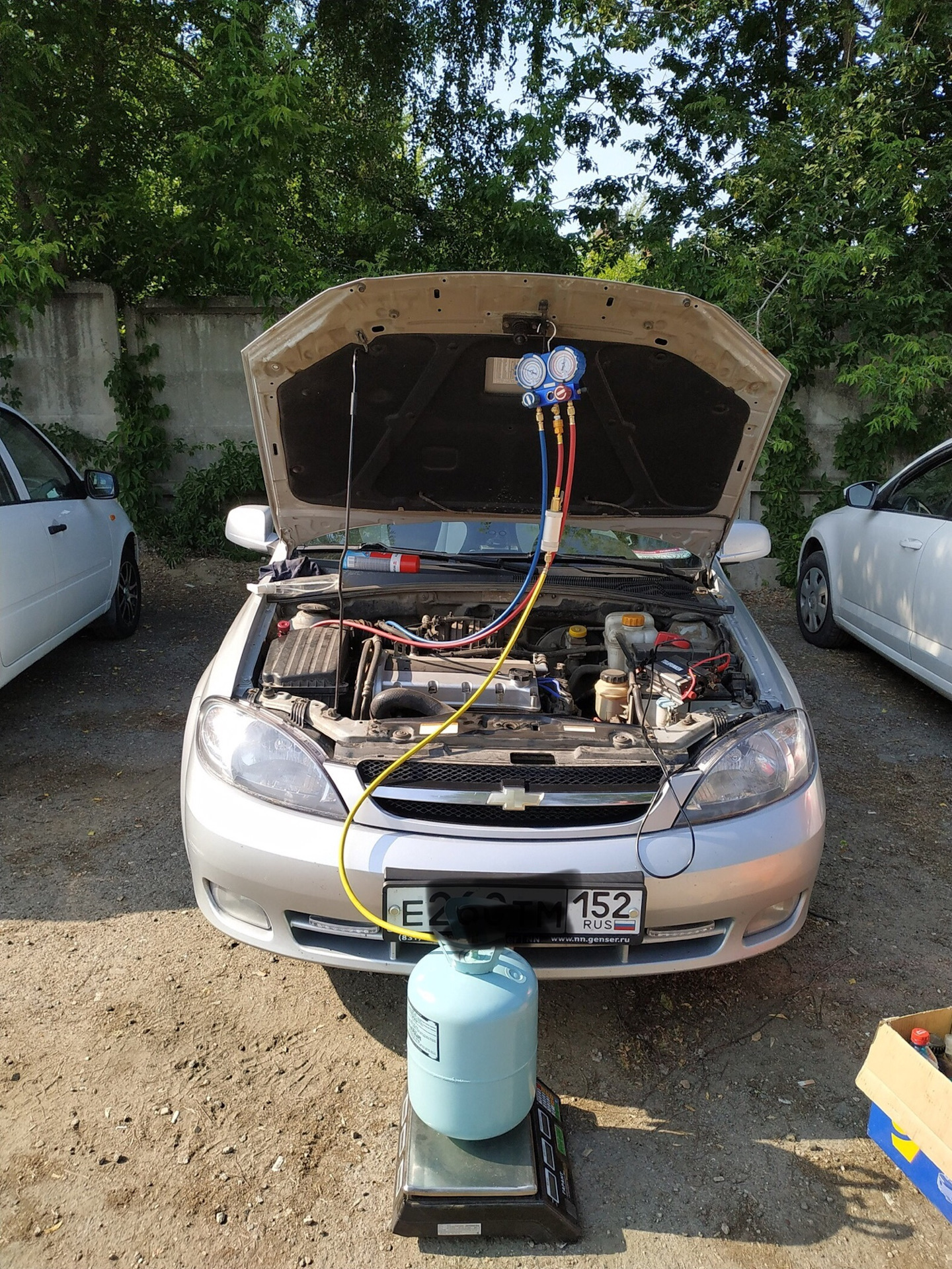 Шевроле лачетти фреон. Утечка фреона лачетти. Лачетти испаритель фреон. Объем фреона шевроле лачетти 1. Хладагент шевроле лачетти.