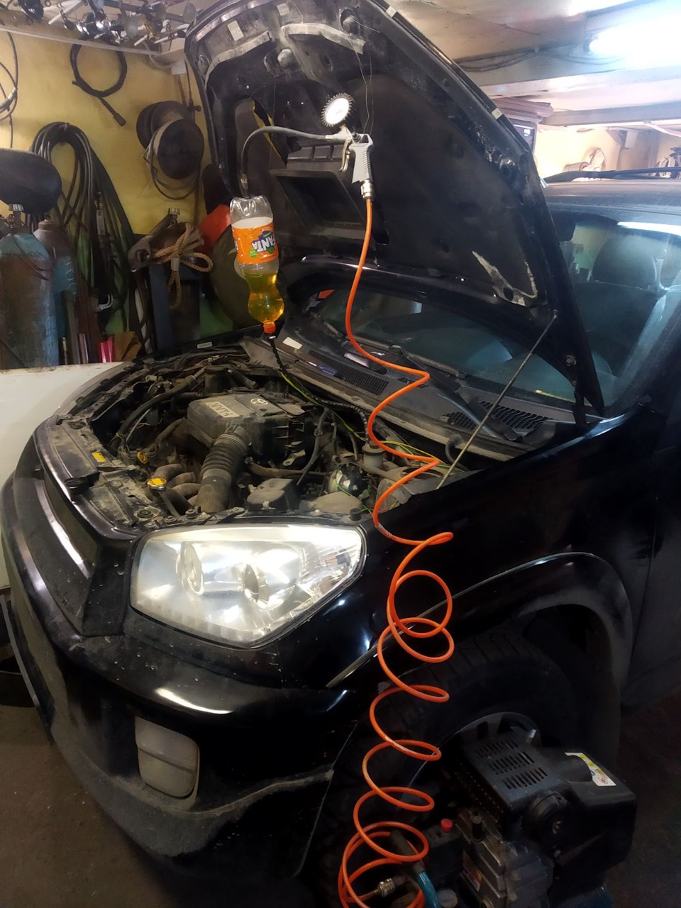 Фото в бортжурнале Toyota RAV4 (II)