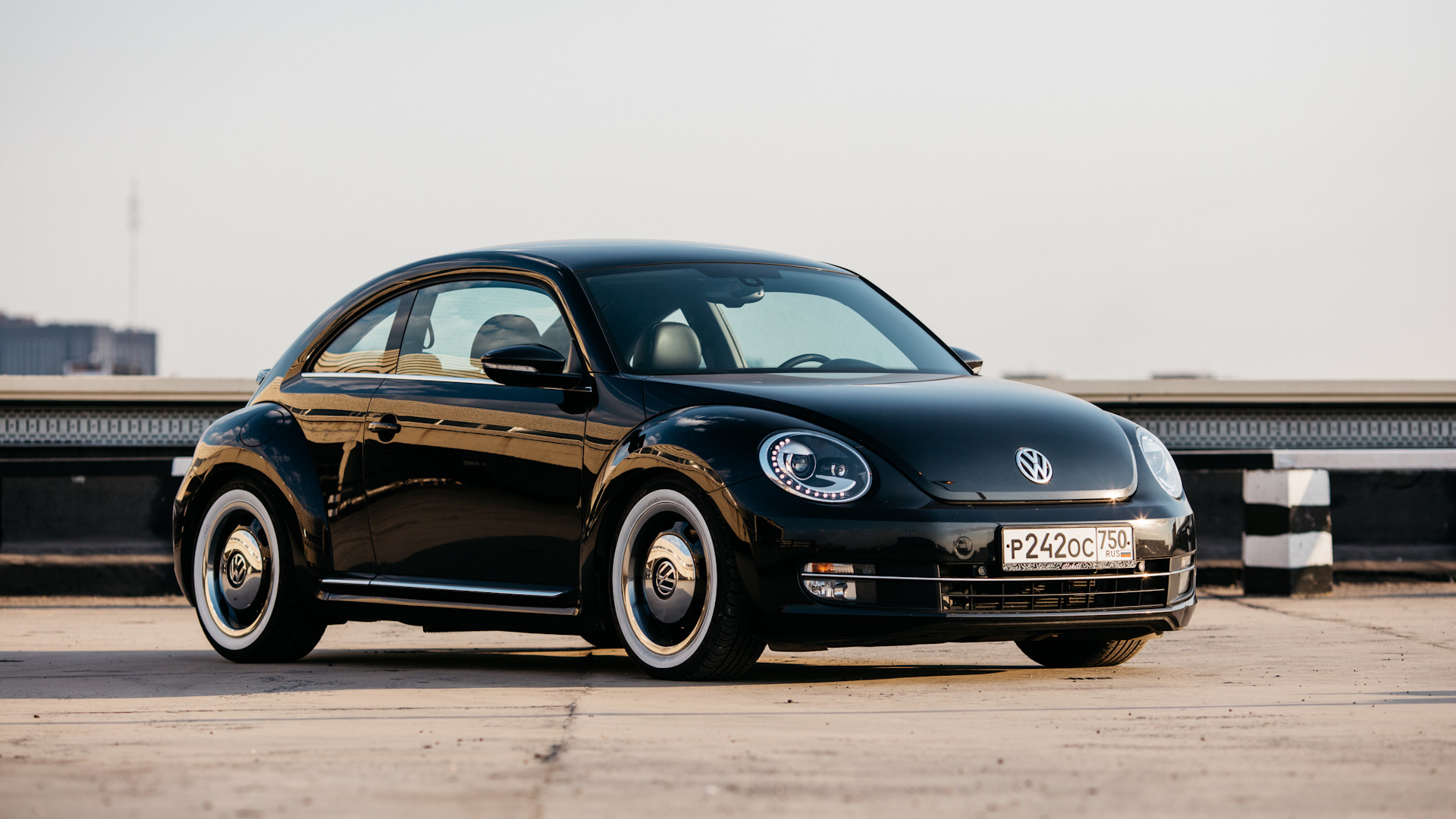 Vw beetle. VW Beetle 2014. VW Beetle a5. Volkswagen Beetle II (a5) черный. Фольксваген Жук Битл 5.