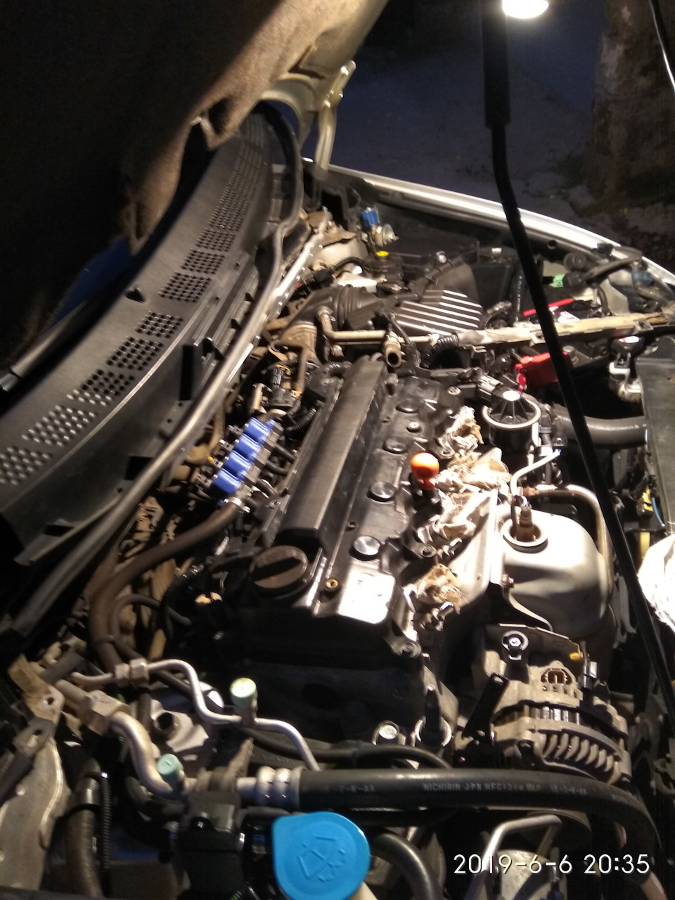 Регулировка клапанов — Honda Civic 4D (8G), 1,8 л, 2008 года | плановое ...