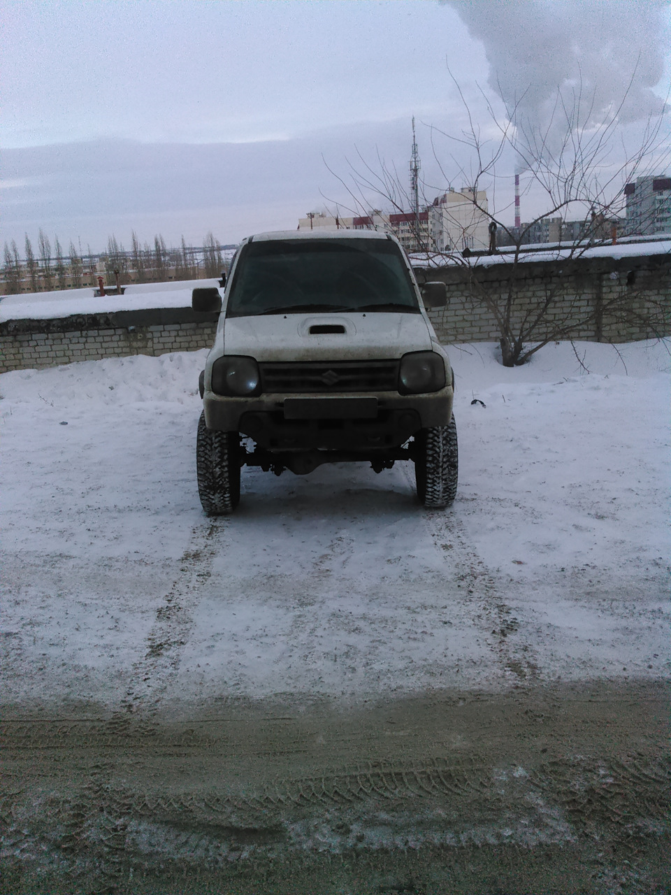 Сколько можно просто так ездить пора бы уже и выигрывать. — Suzuki Jimny,  0,6 л, 2005 года | наблюдение | DRIVE2