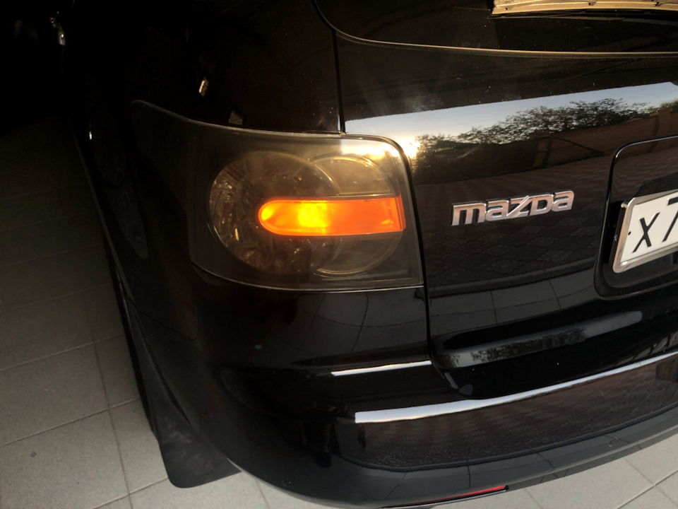 Светодиодные лампы в задние указатели поворота чек — Mazda CX-7, 2,3 л ...