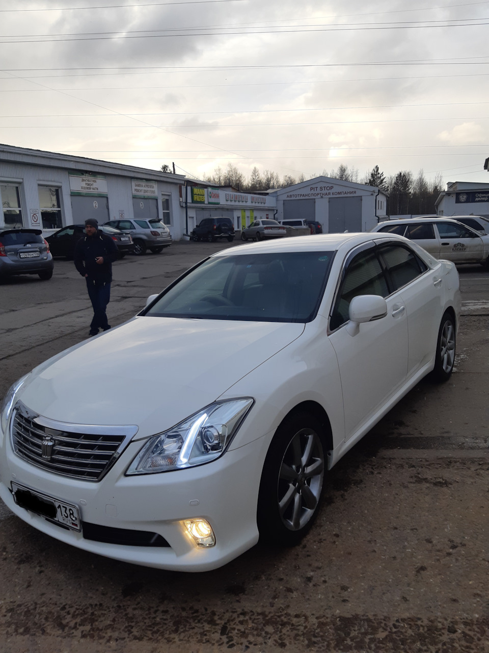 Покупка Кроша — Toyota Crown (S200), 2,5 л, 2011 года | покупка машины |  DRIVE2