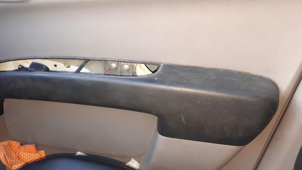Бодрим пластик салона — Mitsubishi L200 (4G), 2,5 л., 2011 года ...