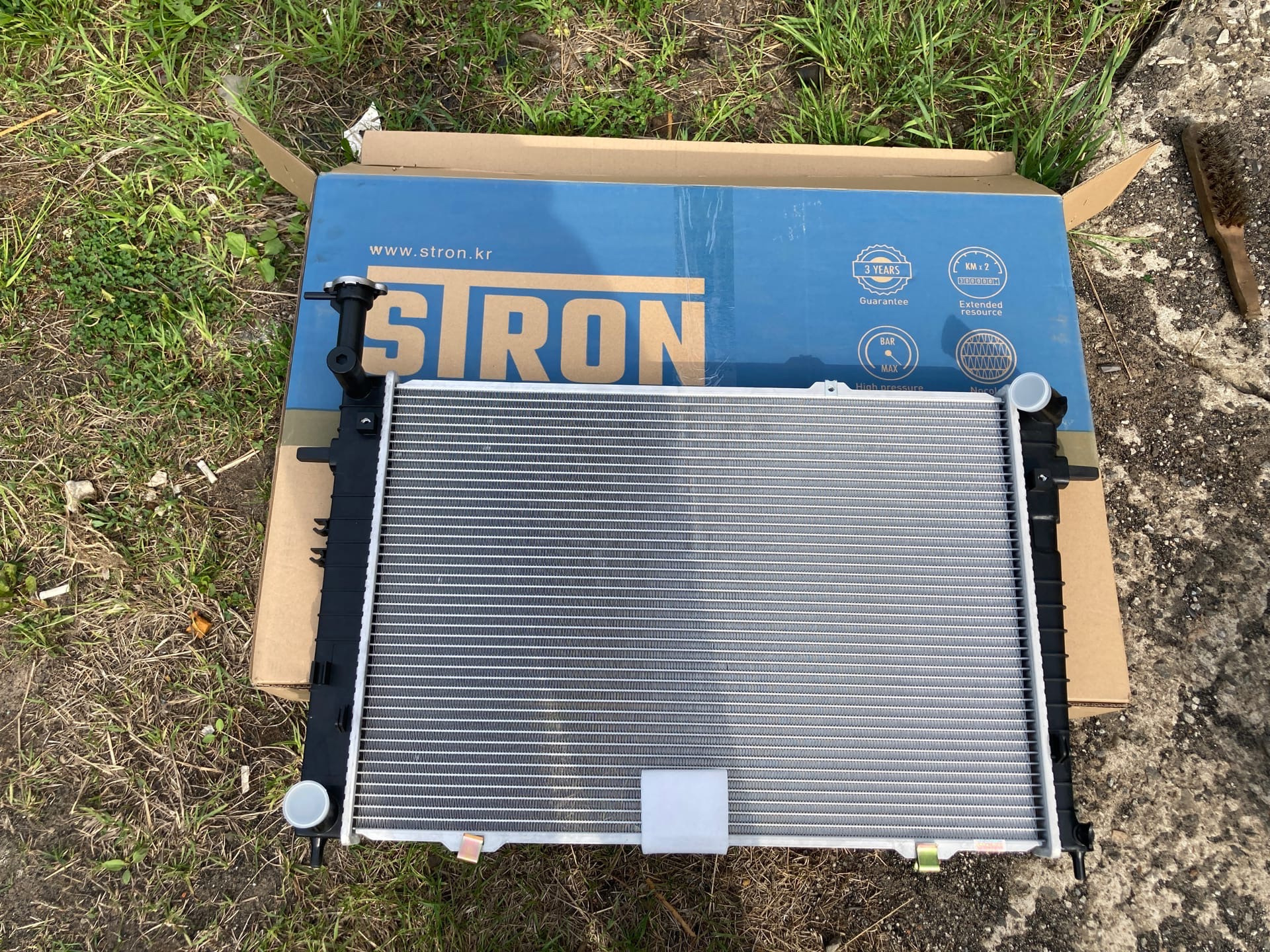 Радиатор охлаждения на плату. Nissens 66682 радиатор. Stron stc0083. 2140095fof. Радиатор охлаждения stron.