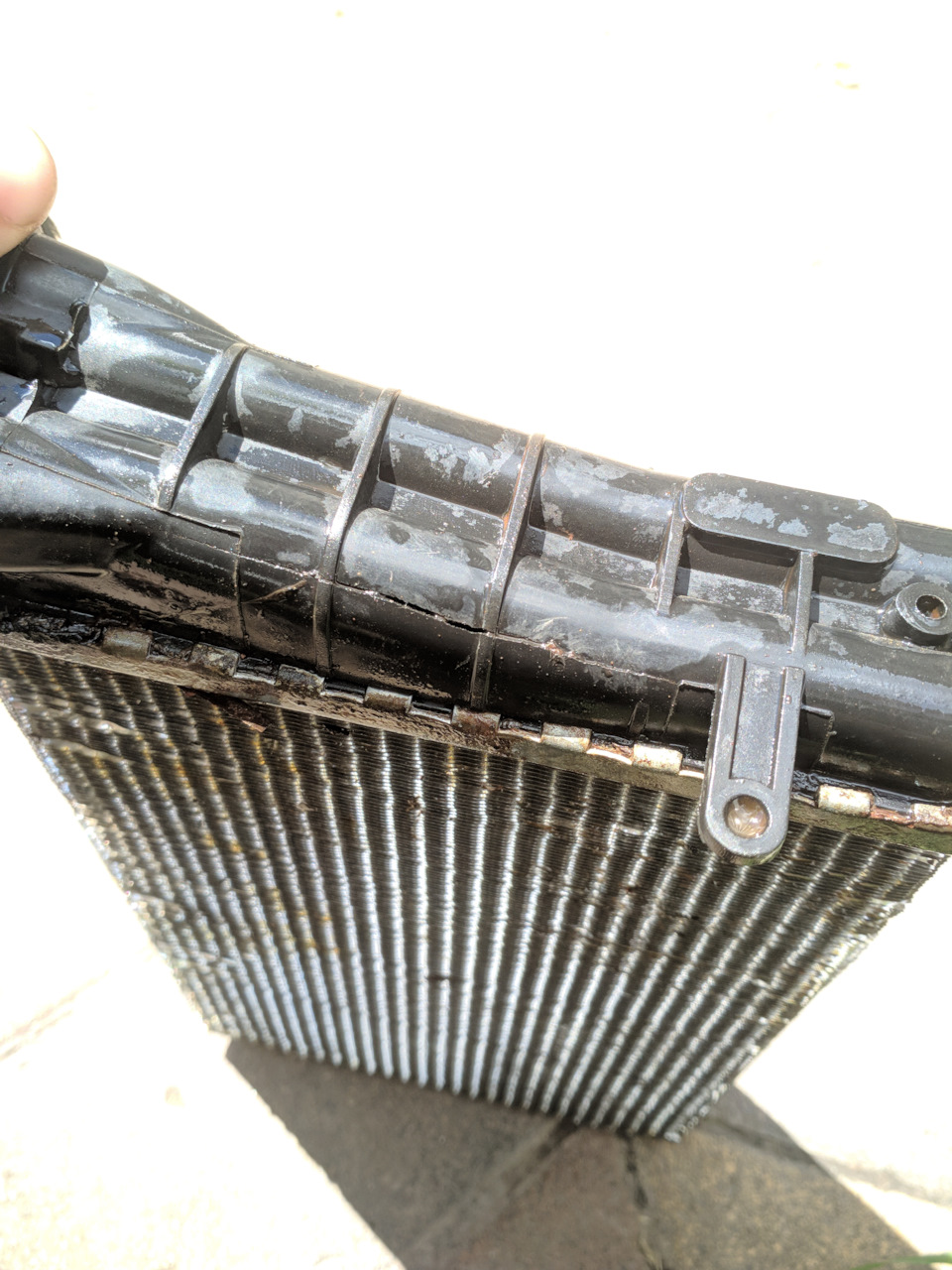 Потек тосол в салон — Opel Omega B, 2 л, 1995 года | поломка | DRIVE2