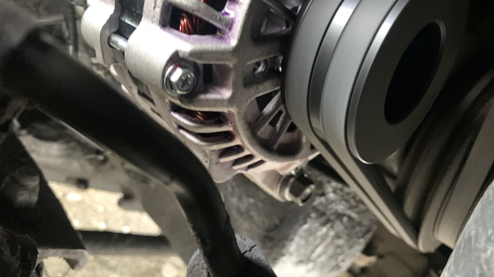 Снизу сидит хорошо — Mitsubishi Pajero Sport (1G)