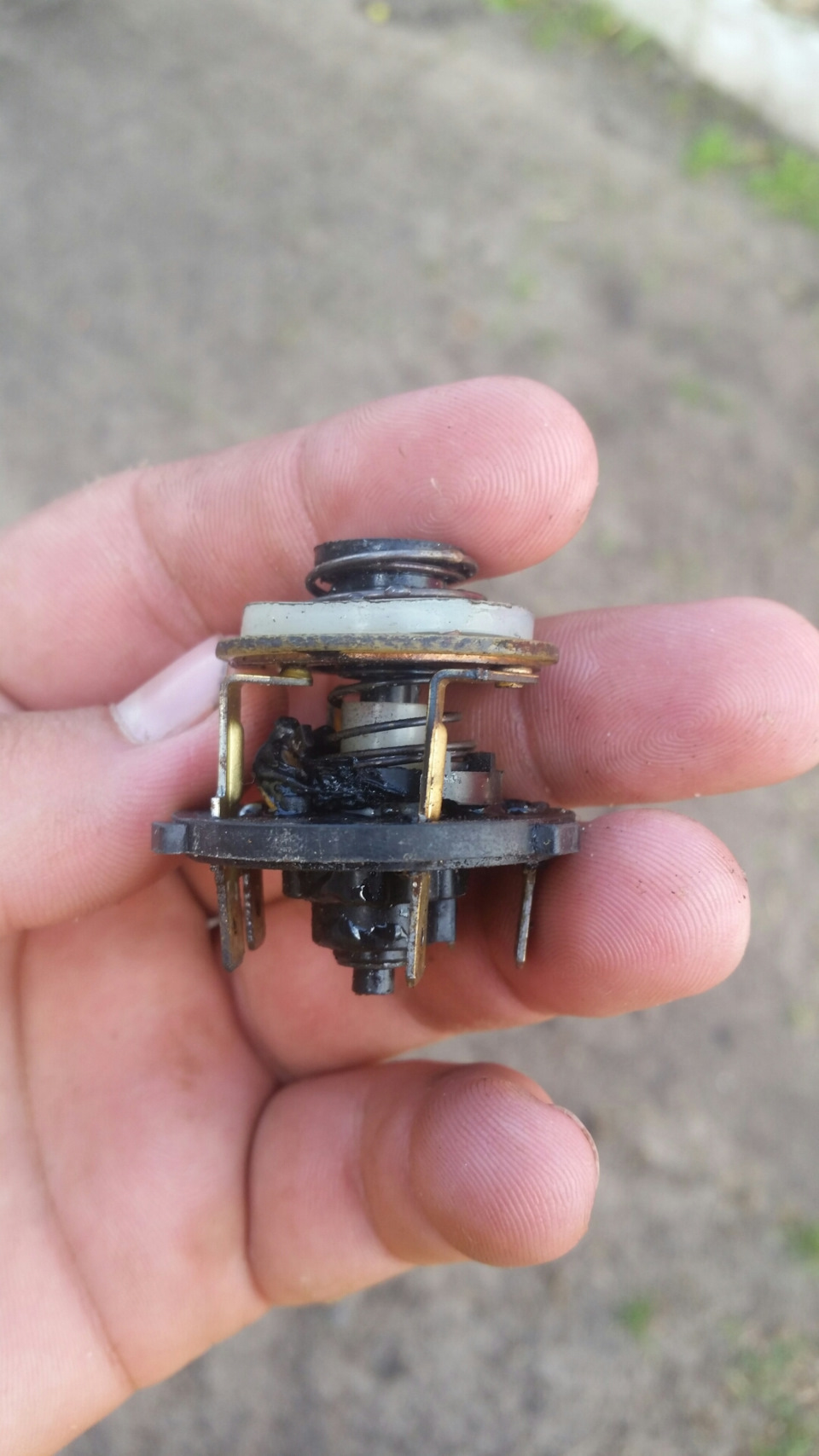 #57 Замена контактной группы замка зажигания и провода на лампочку ...