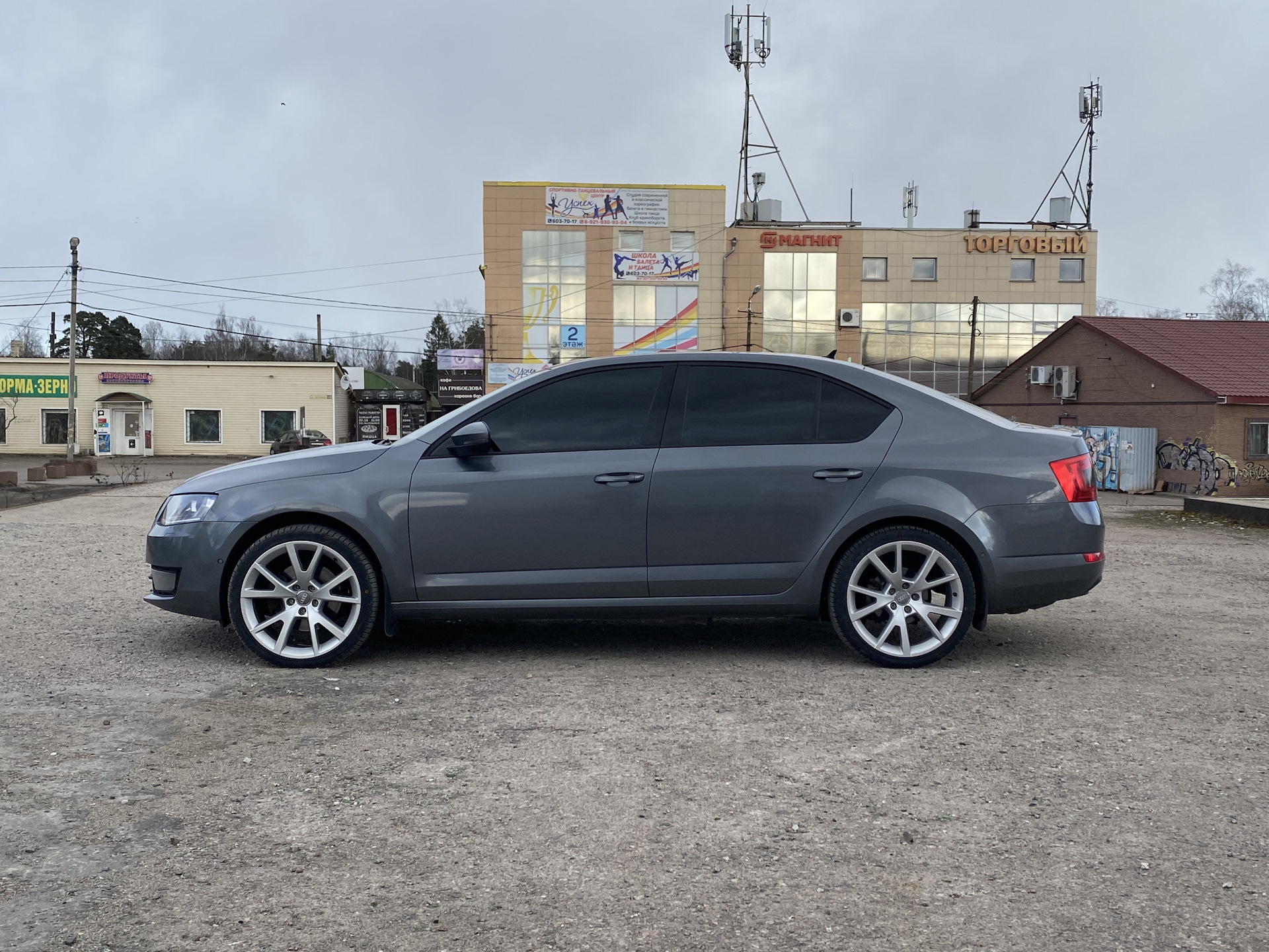 Skoda octavia mk3 на дисках от Audi A7 r19 — Skoda Octavia A7 Mk3, 1,8 л,  2015 года | колёсные диски | DRIVE2