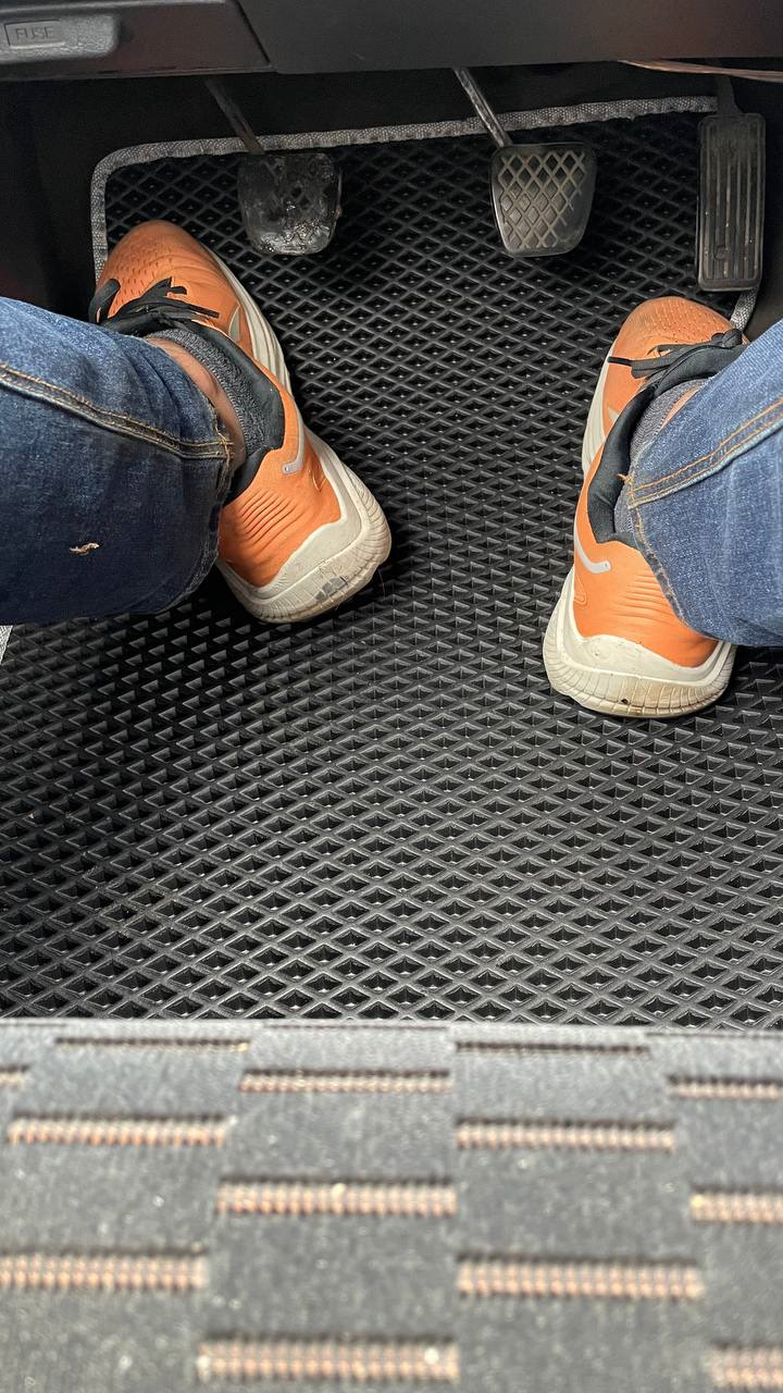 Замена ковриков на EVO — Honda Civic Hatchback (6G), 1,3 л, 1998 года ...