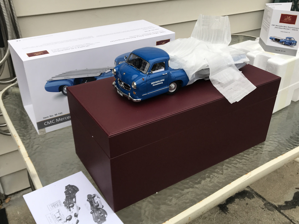 Mercedes Benz Renntransporter, 1954 (1/18 CMC) Часть-1