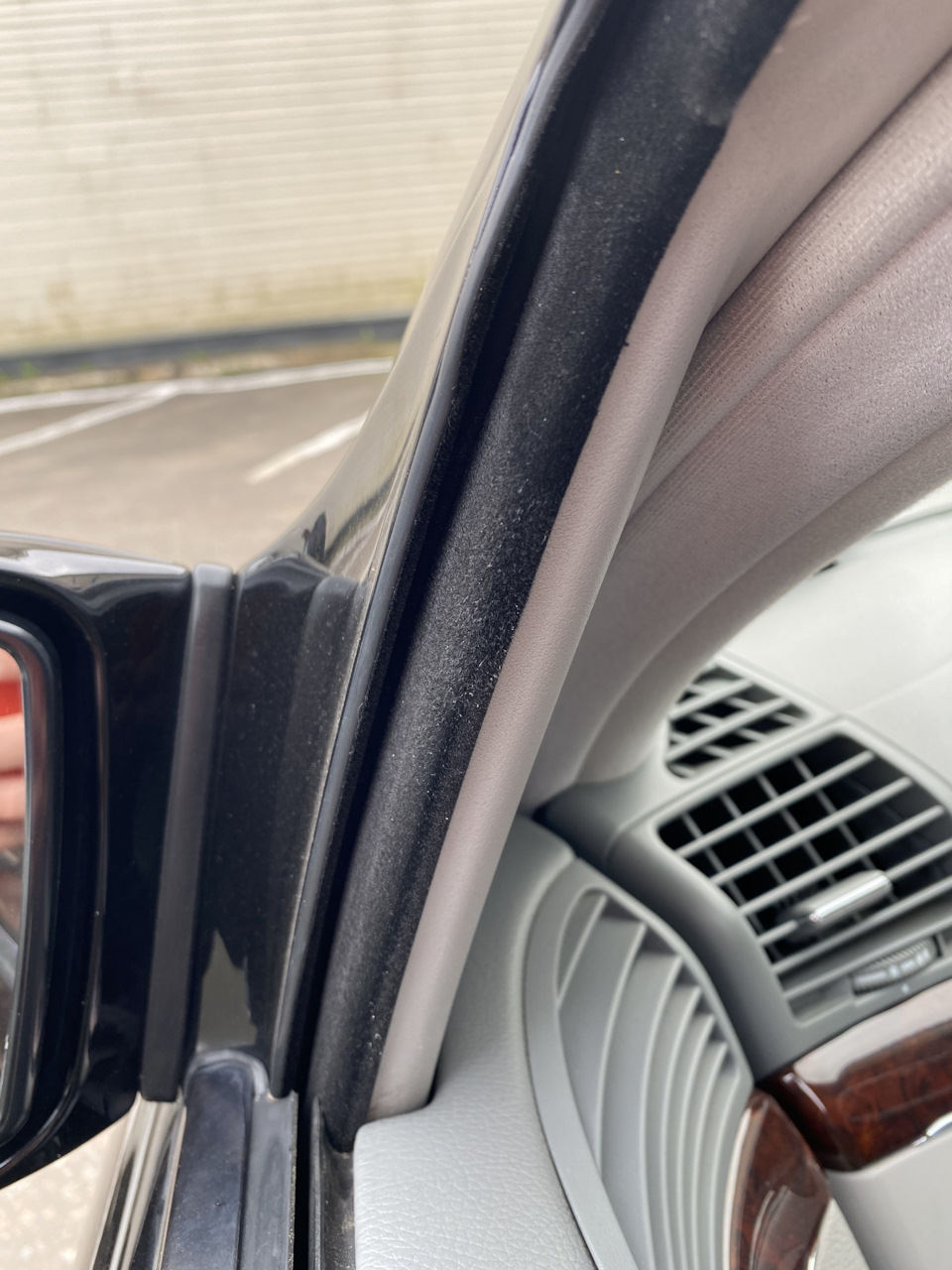 Уплотнение окон передних дверей — Mercedes-Benz S-Class (W220), 5 л ...