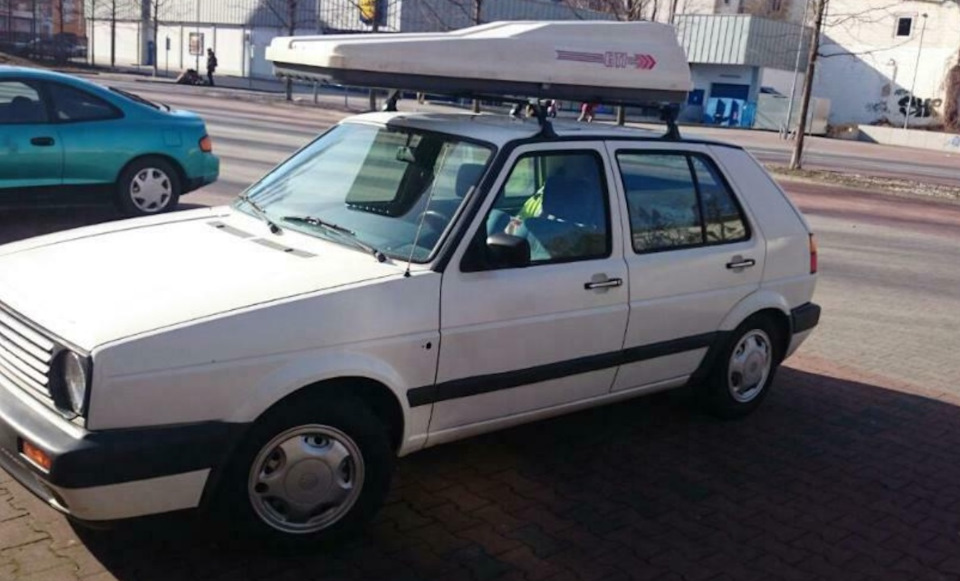 Boks Na Kryshu Volkswagen Golf 1 6 L 1987 Goda Na Drive2