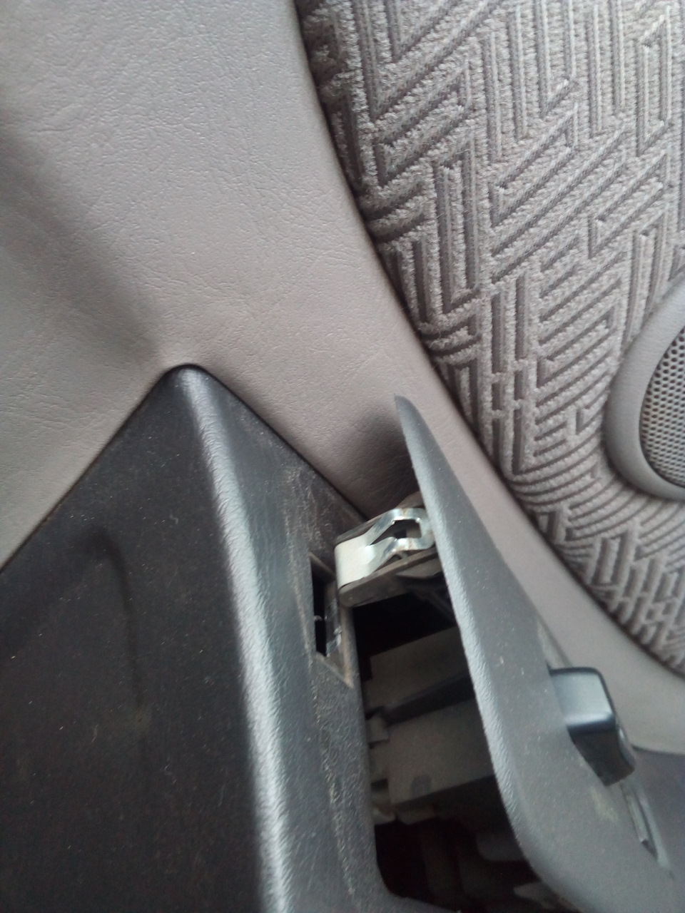 JklekC I2QhDjuCxkj9 IYB dTs 960 Как открыть хайлендер без ключа