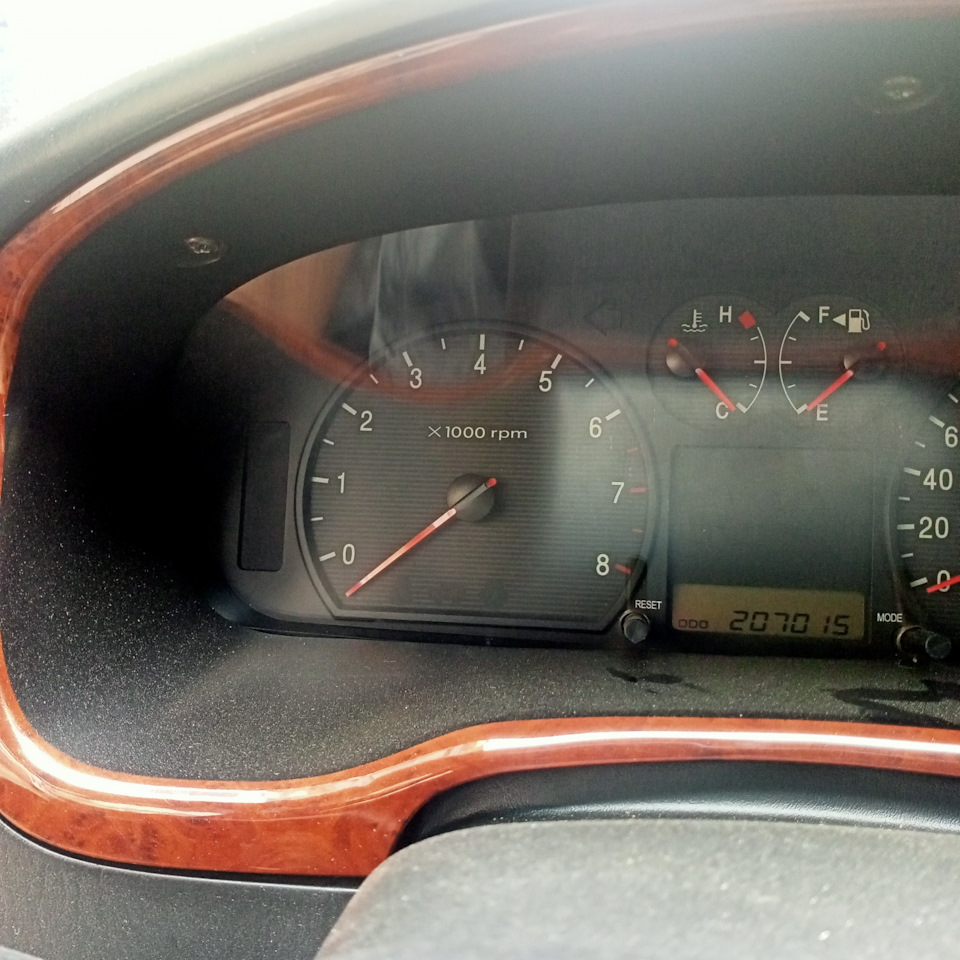 Упала стрелка тахометра — Hyundai Sonata IV (EF), 2 л, 2004 года ...