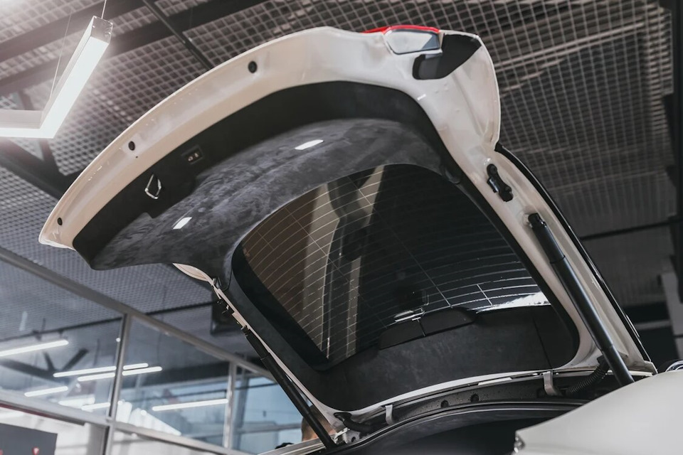 Перетяжка потолка в алькантару BMW X6 F16 — Grand Design на DRIVE2