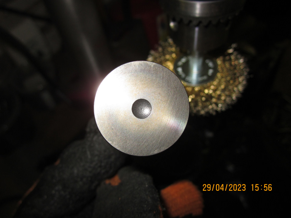 Очищенная тарелка выпускного клапана — Lada Vesta SW (1G)