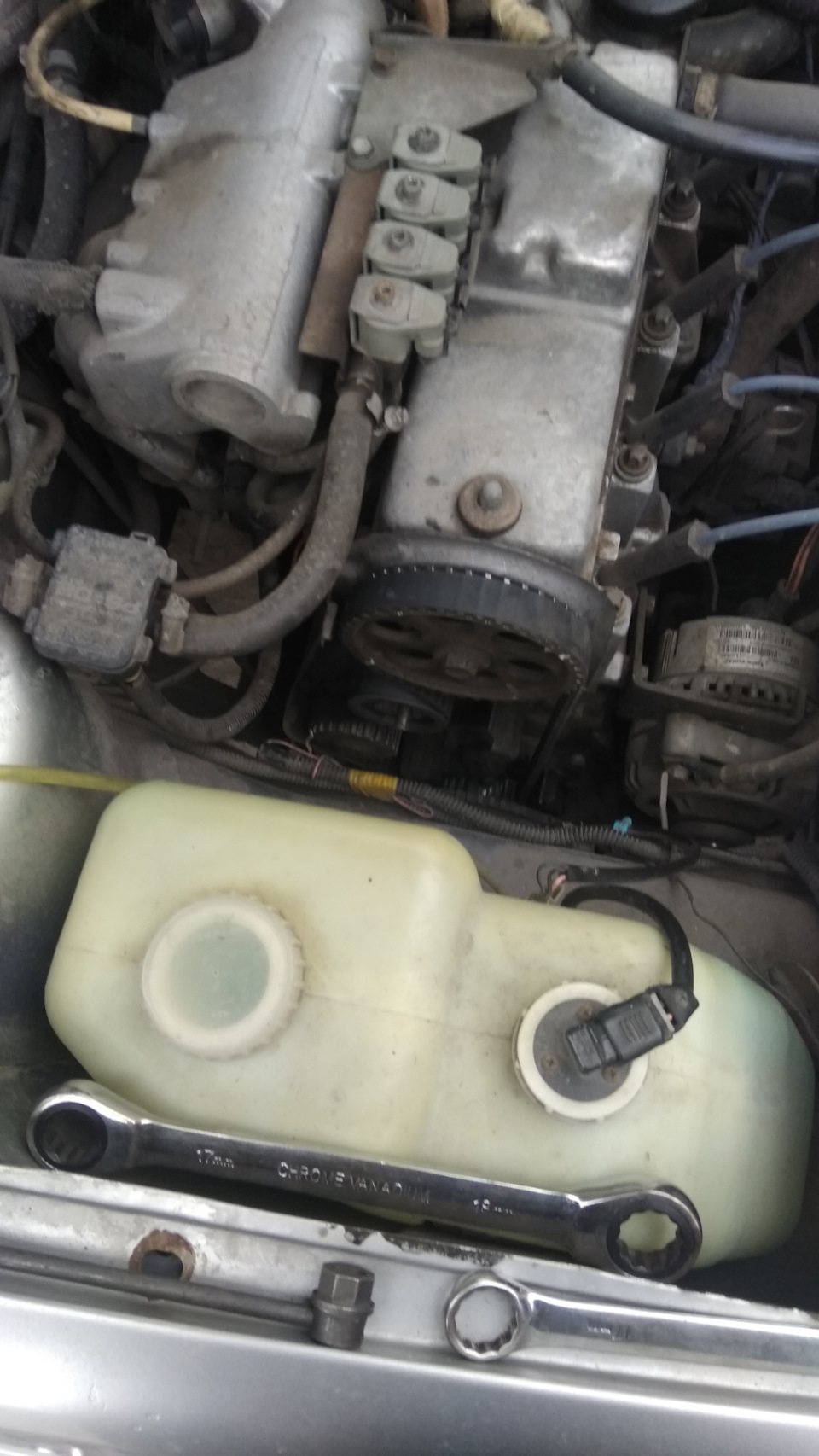 Рвет ремень ГРМ — Lada 2115, 1,6 л, 2002 года | поломка | DRIVE2