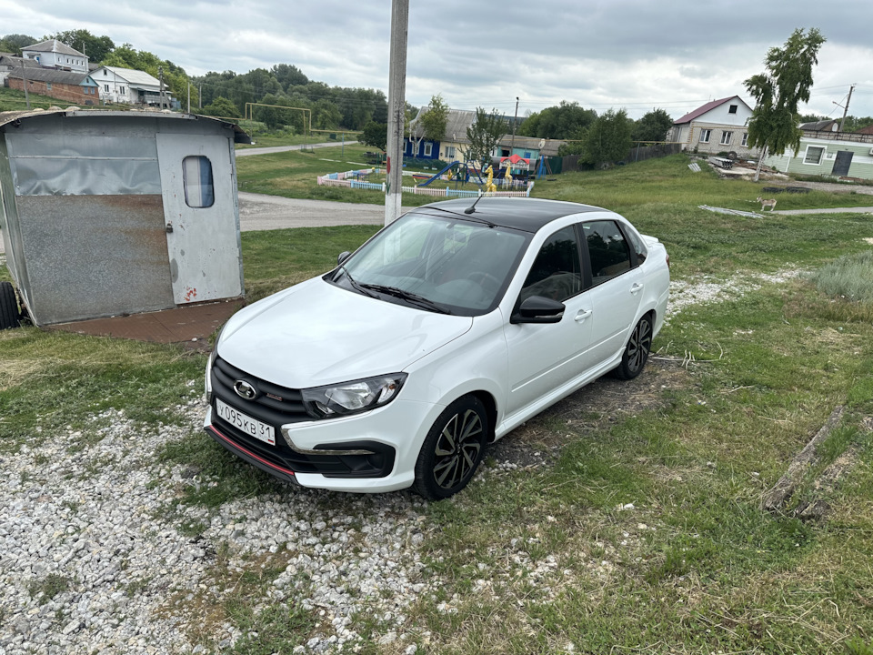 Передняя часть в броню.Черная крыша.Тонировка — Lada Гранта Drive ...