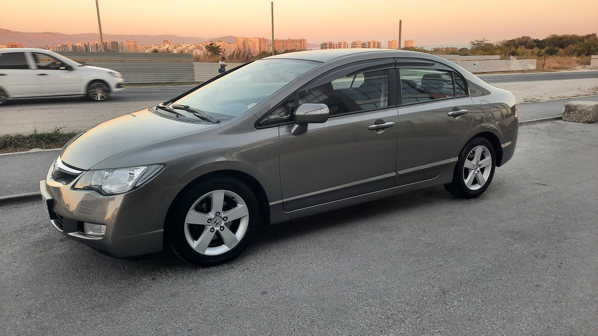 Honda Civic 4D (8G) 1.8 бензиновый 2008 | Honda на DRIVE2