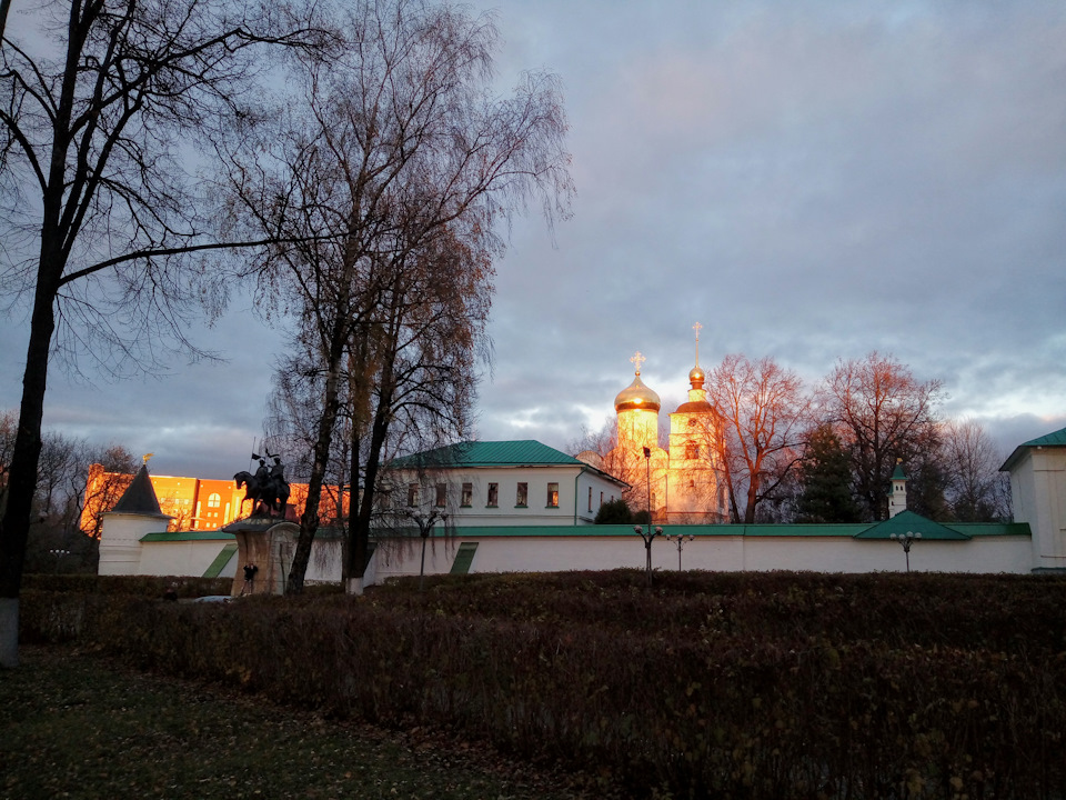 Какой бензин лучше выбрать Лукойл или Газпромнефть? После капиталки ...