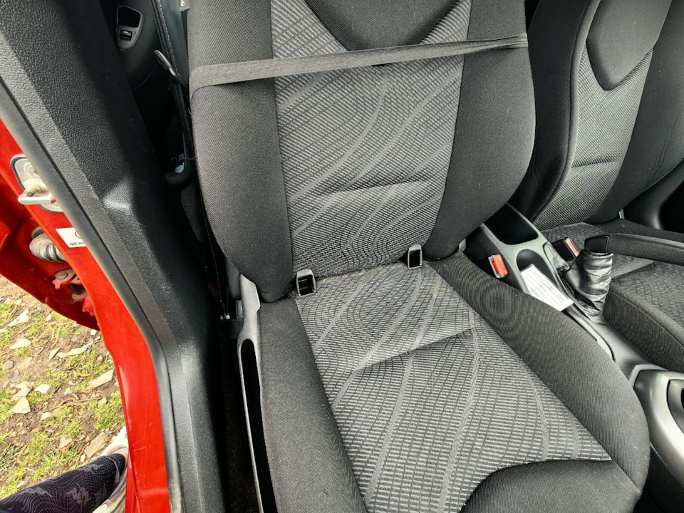 Установка ISOFIX на переднее сиденье в Peugeot 308 — Peugeot 308 (1G ...