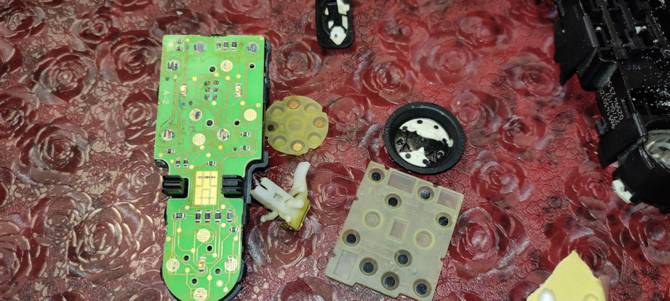 Ремонт блока управления стеклоподъемником (Ситроен) — DRIVE2