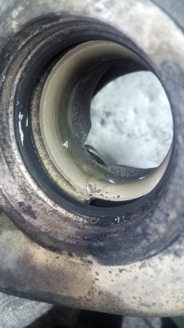 Замена Твинскрольной турбины BMW528 — BMW 5 series (F10), 2 л, 2012 ...