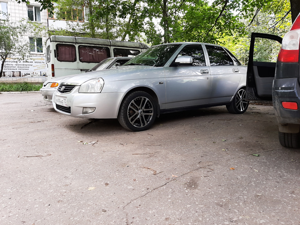 Рельсы R16 — Lada Приора седан, 1,6 л, 2013 года | колёсные диски | DRIVE2