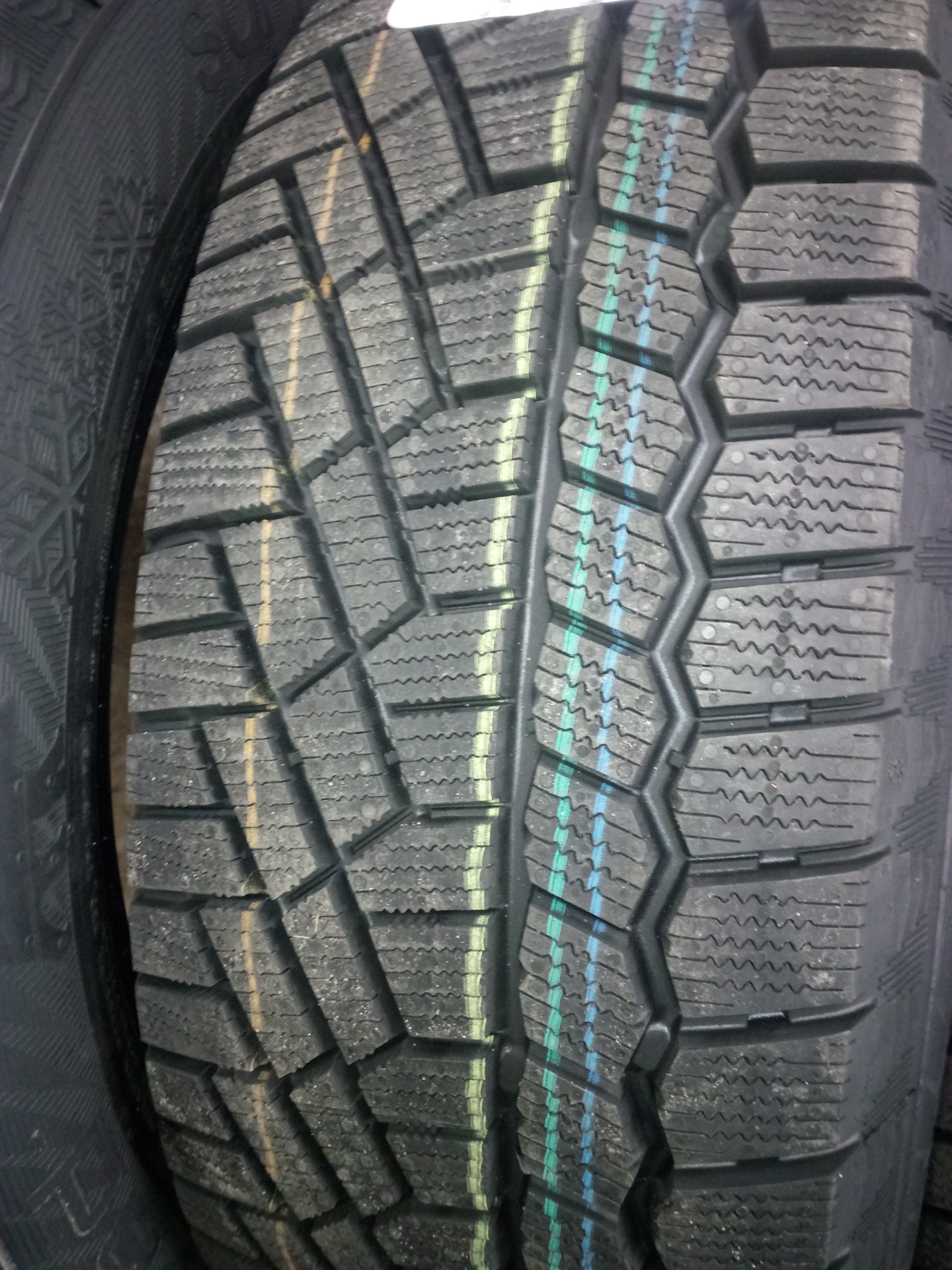 Шины gislaved soft frost 200. Gislaved Soft Frost 200. Gislaved Soft Frost 200 205/55 r16. 215/50r17 Gislaved Soft Frost 200 95t XL fr. 265/60r18 114t Gislaved Soft Frost 200 SUV XL.