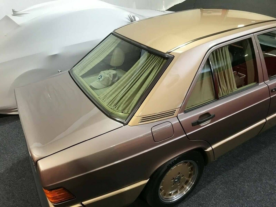 Шторка Mercedes w126