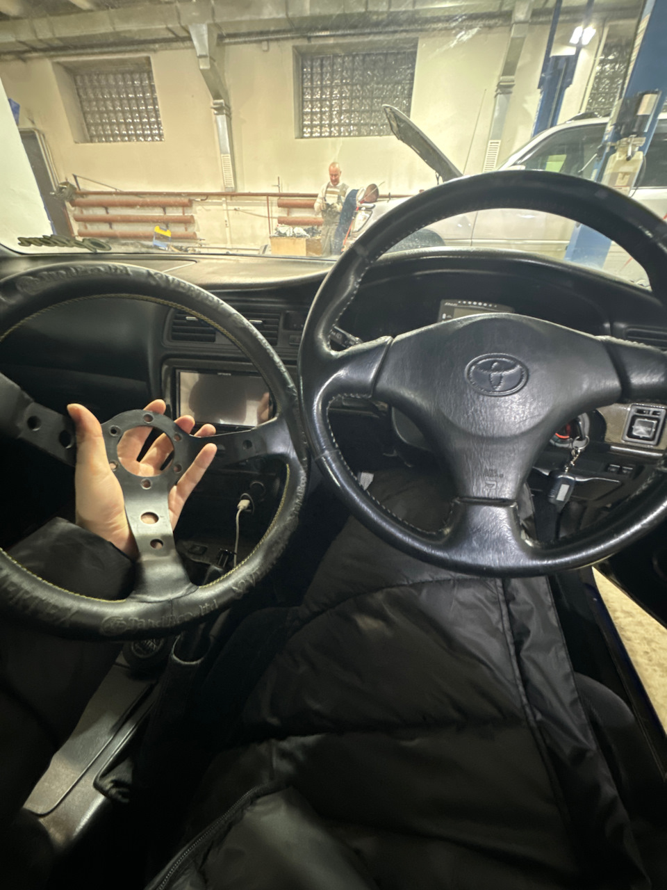 руль и сальник — Toyota Mark II (100), 2,5 л, 1999 года | своими руками ...