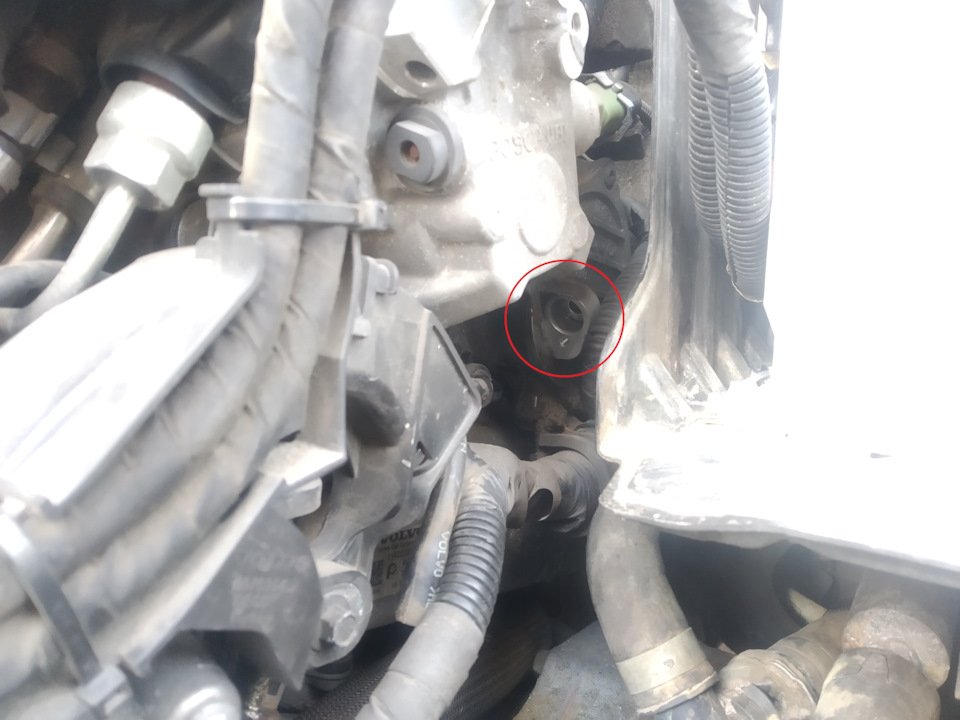 Фото в бортжурнале Volvo XC60 (1G)