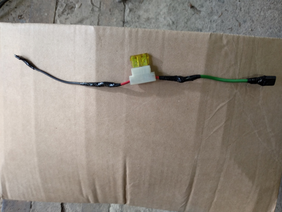 Электролюк установка, замена направляющей скольжения — Audi 80 (B4), 2 ...