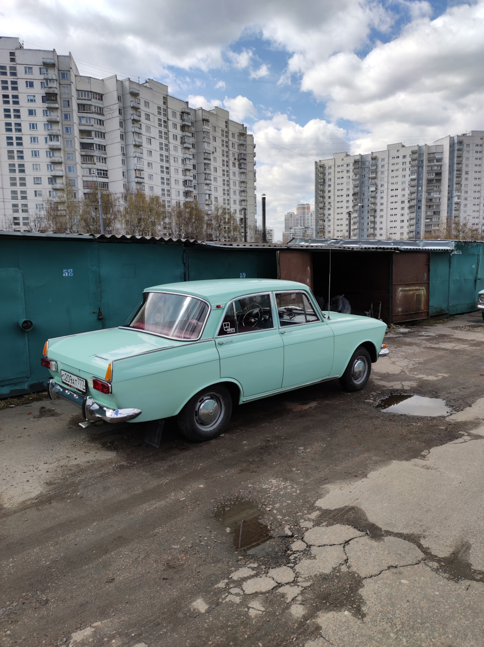 ВДНХ 1/5/2022 — Москвич 408, 2 л, 1973 года | встреча | DRIVE2