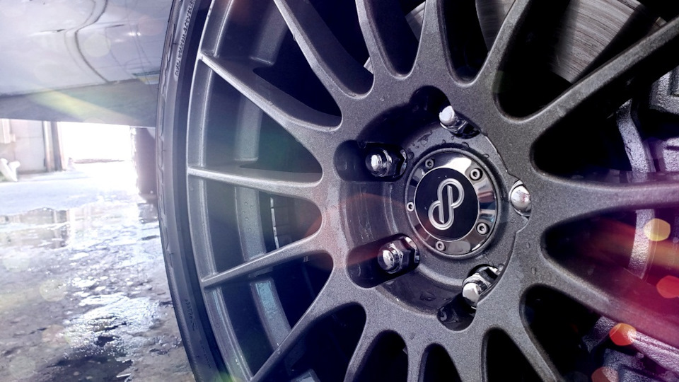 Шины летние Nexen 235/45 R18, кованые диски Enkei 8Jx18 ET48 5x114,3. Б ...