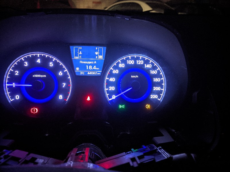 Панель SuperVision — Hyundai Solaris, 1,6 л, 2015 года | электроника ...