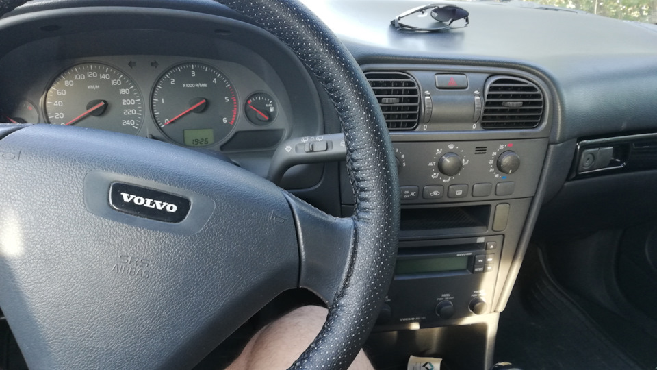 Блютуз ( AUX) в штатную магнитолу. — Volvo V40 (1G), 1,9 л, 2002 года ...