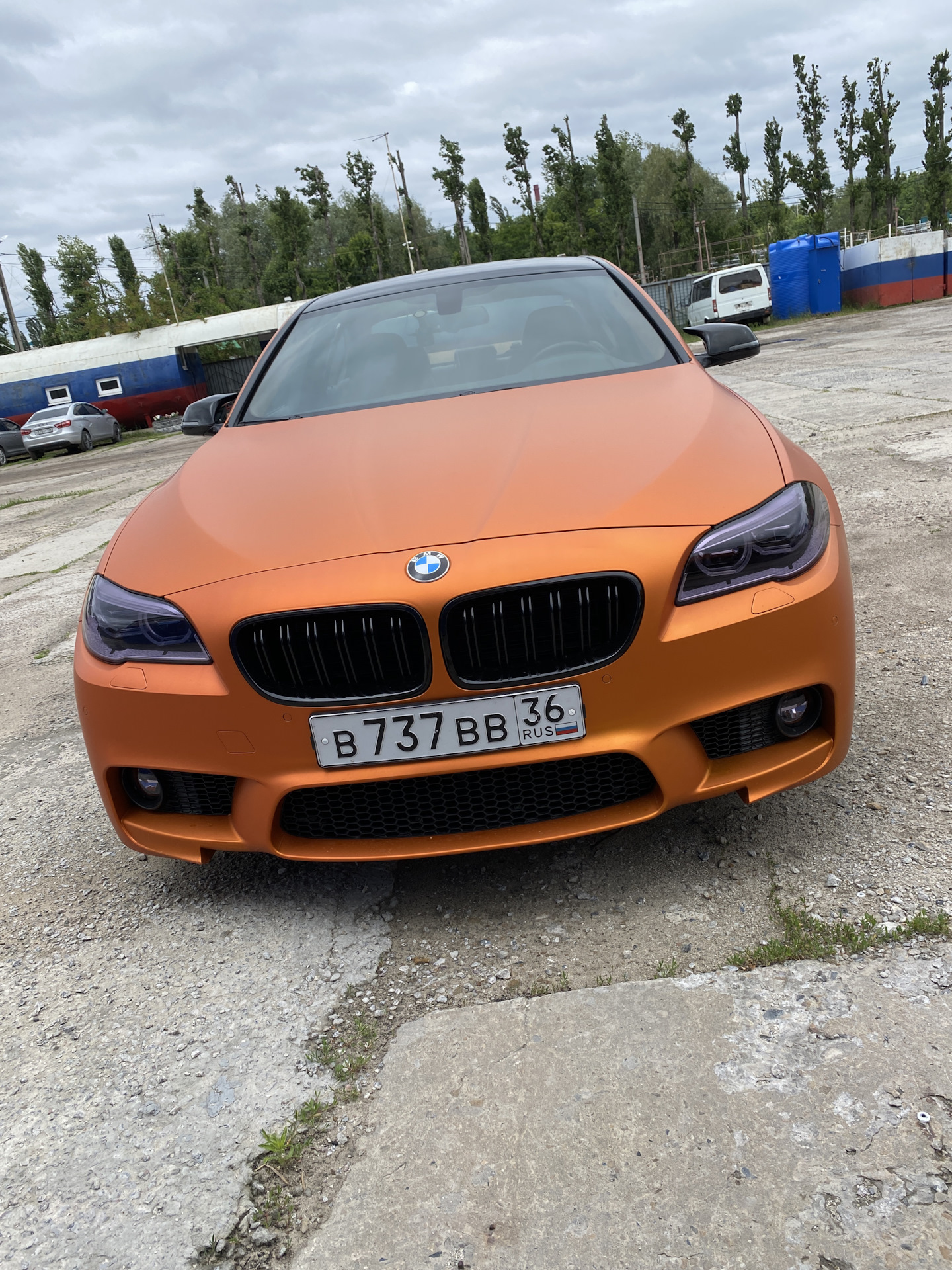 Полиуретан фотохромный на фары — BMW 5 series (F10), 3 л, 2016 года ...